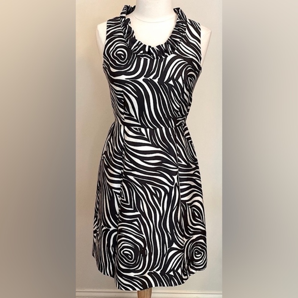 Kate Spade Dyan Woodblock Black White Zebra Print SZ 4 Designer Mod Preppy Dress